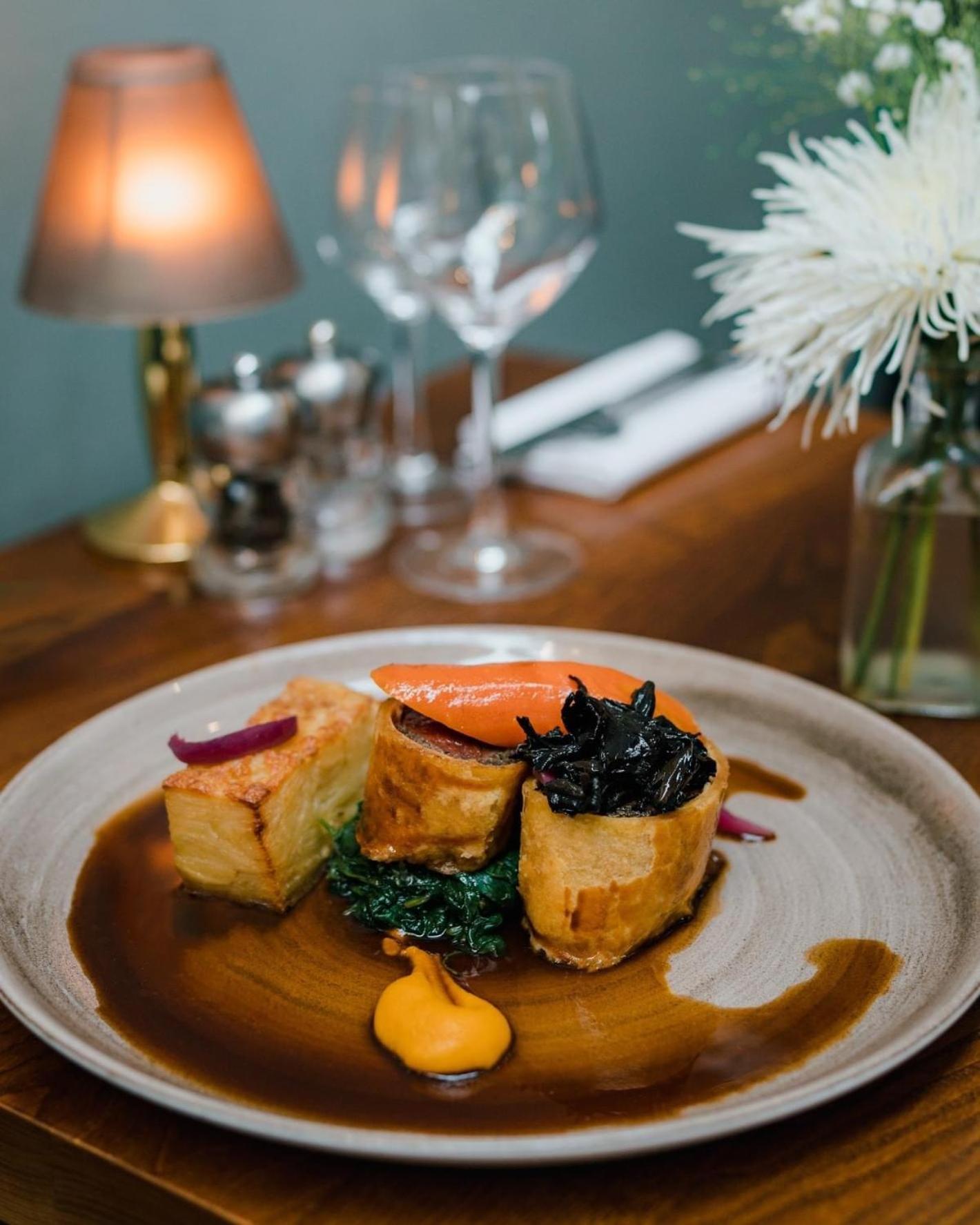Purchases Restaurant & Accommodation Chichester Bagian luar foto